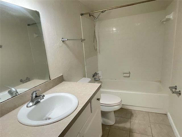 501 SW 75 STREET G3, Gainesville, FL 32607