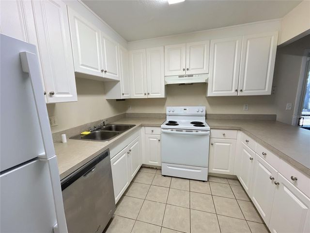 501 SW 75 STREET G3, Gainesville, FL 32607