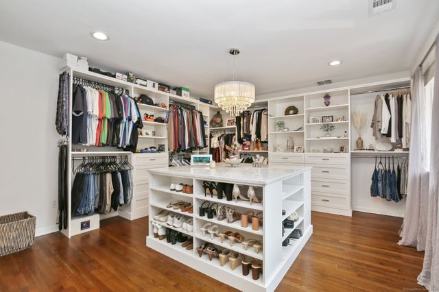 39 Wedgemere Road, Stamford, CT 06905