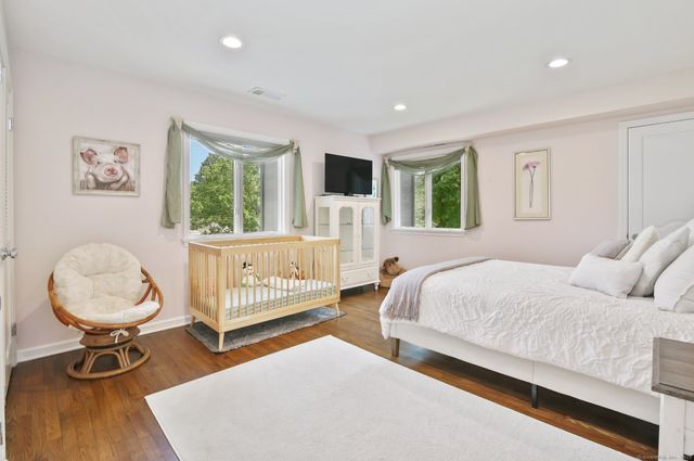 39 Wedgemere Road, Stamford, CT 06905