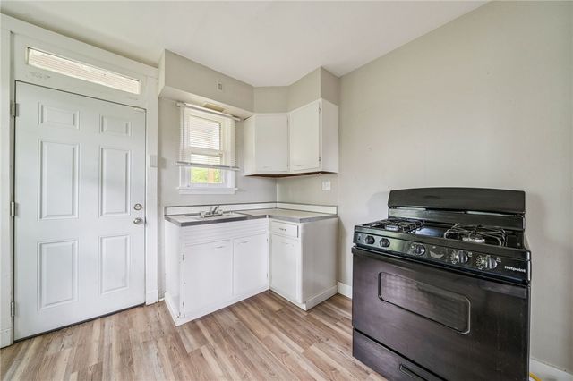 907 Vermont Avenue, White Oak, PA 15131