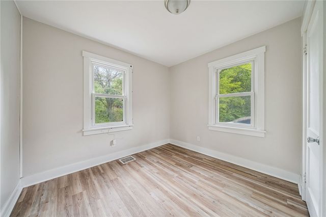 907 Vermont Avenue, White Oak, PA 15131