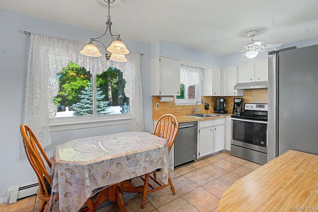 470 Ontario Street, Ronkonkoma, NY 11779