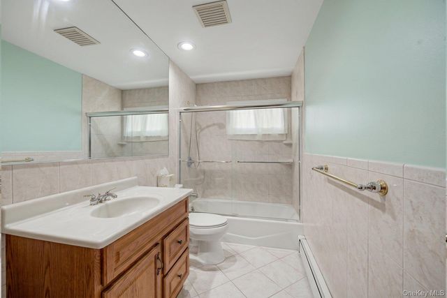 470 Ontario Street, Ronkonkoma, NY 11779