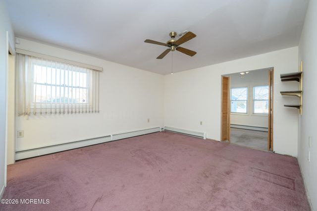 27 Bahamia Drive, Toms River, NJ 08757