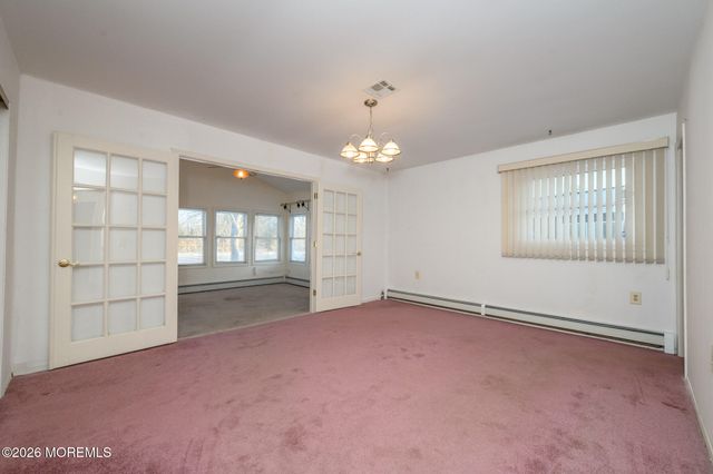 27 Bahamia Drive, Toms River, NJ 08757