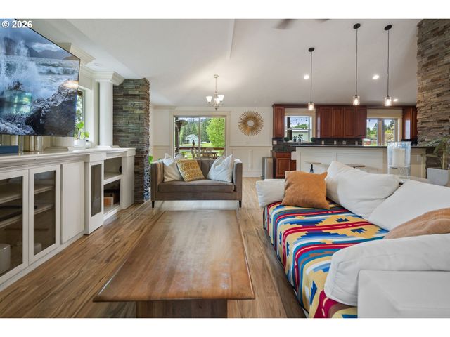 16474 S BRADLEY Rd, Oregon City, OR 97045