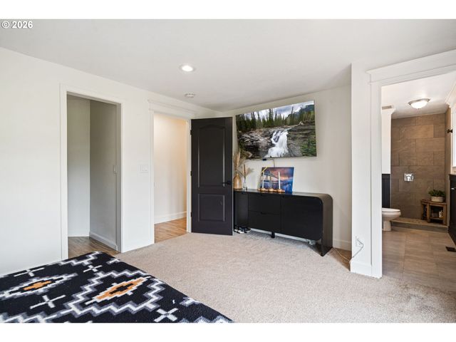 16474 S BRADLEY Rd, Oregon City, OR 97045