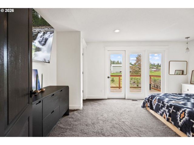 16474 S BRADLEY Rd, Oregon City, OR 97045