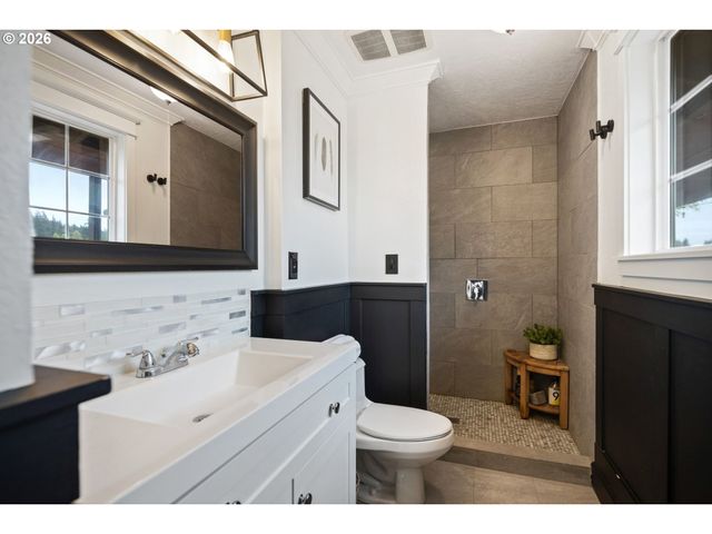 16474 S BRADLEY Rd, Oregon City, OR 97045