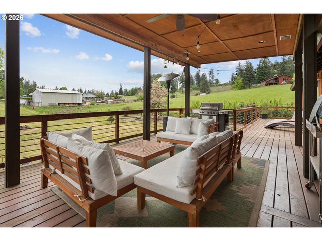 16474 S BRADLEY Rd, Oregon City, OR 97045