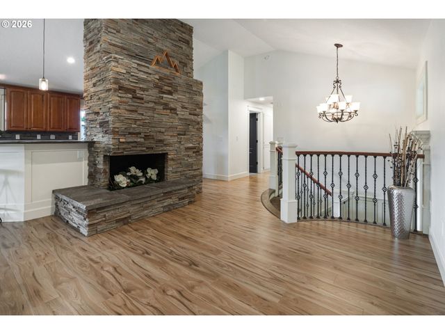 16474 S BRADLEY Rd, Oregon City, OR 97045