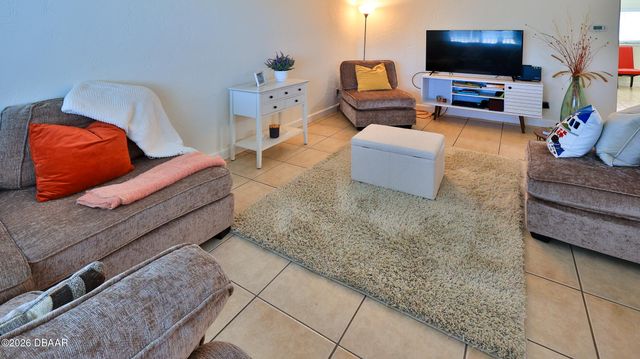 411 N Halifax Ave Apt 300, Daytona Beach, FL 32118