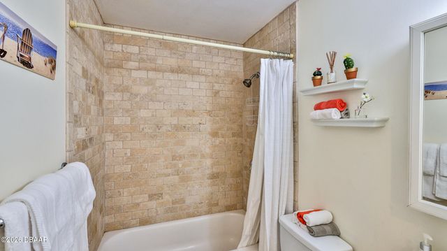 411 N Halifax Ave Apt 300, Daytona Beach, FL 32118