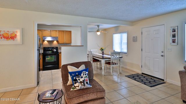 411 N Halifax Ave Apt 300, Daytona Beach, FL 32118