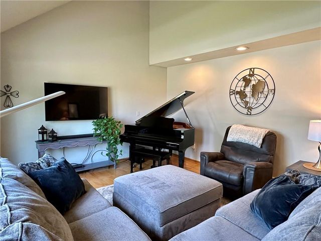 410 E Roosevelt Avenue, Fall Creek, WI 54742