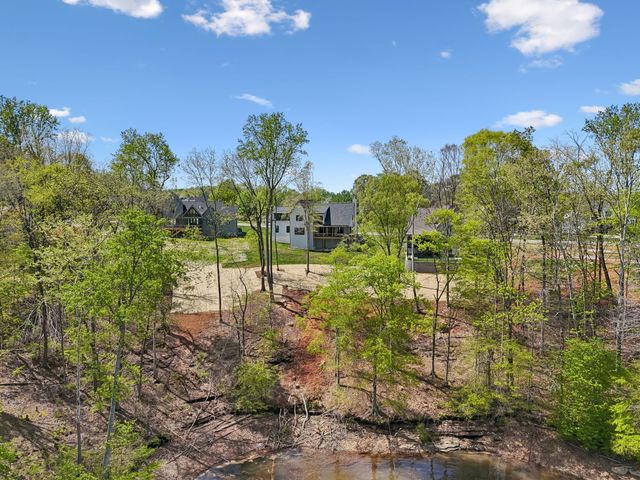 712 Fanning Bend Dr, Winchester, TN 37398