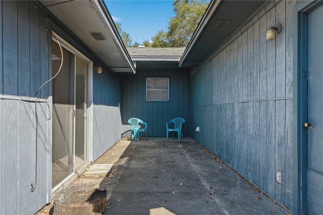 2111 Capeheart, Ingleside, TX 78362