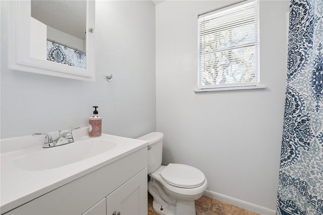 2111 Capeheart, Ingleside, TX 78362