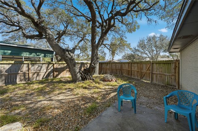 2111 Capeheart, Ingleside, TX 78362