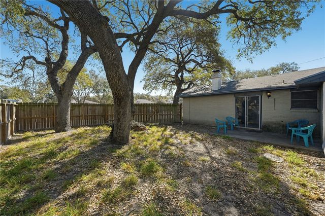 2111 Capeheart, Ingleside, TX 78362