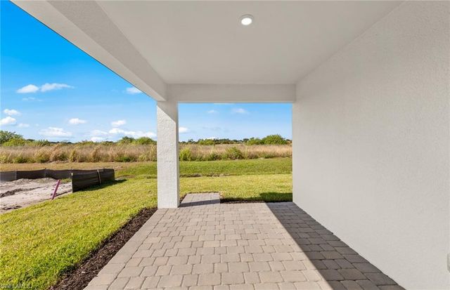 290 Silent Lake DR, Lehigh Acres, FL 33936