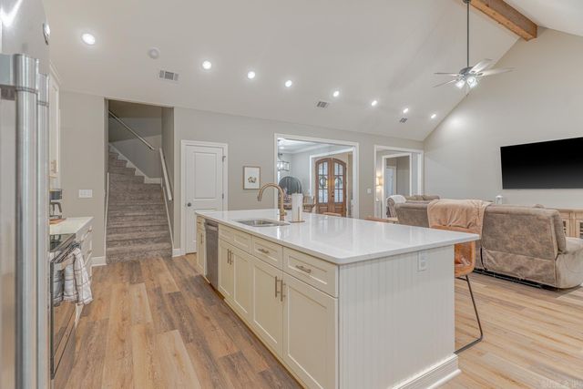 105 Gulley Dr, Brookland, AR 72417