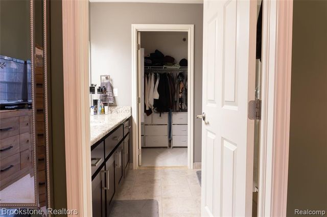 7852 Marie Drive 86, Shelby Twp, MI 48316