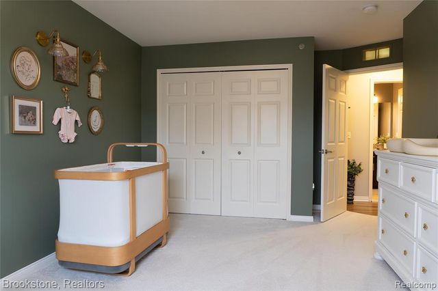 7852 Marie Drive 86, Shelby Twp, MI 48316