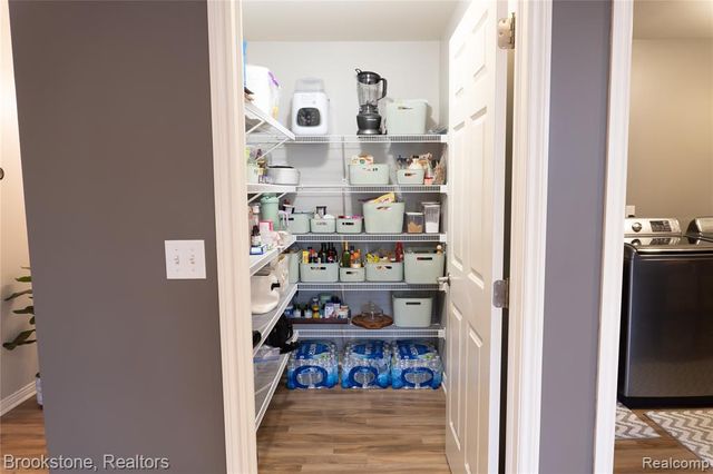 7852 Marie Drive 86, Shelby Twp, MI 48316