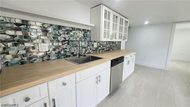 10671 Hampton ST, Bonita Springs, FL 34135