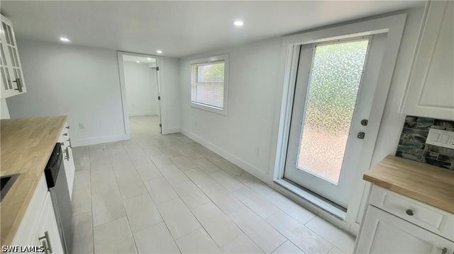 10671 Hampton ST, Bonita Springs, FL 34135