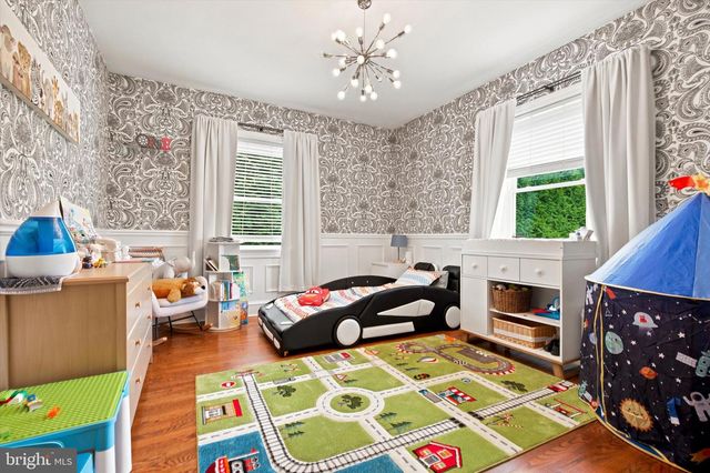 1407 BOYER BLVD, Norristown, PA 19401