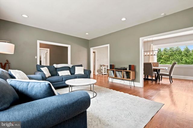 1407 BOYER BLVD, Norristown, PA 19401