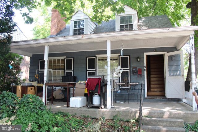 135 E GREENWOOD AVE, Lansdowne, PA 19050