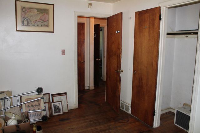 135 E GREENWOOD AVE, Lansdowne, PA 19050