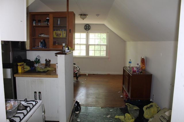 135 E GREENWOOD AVE, Lansdowne, PA 19050