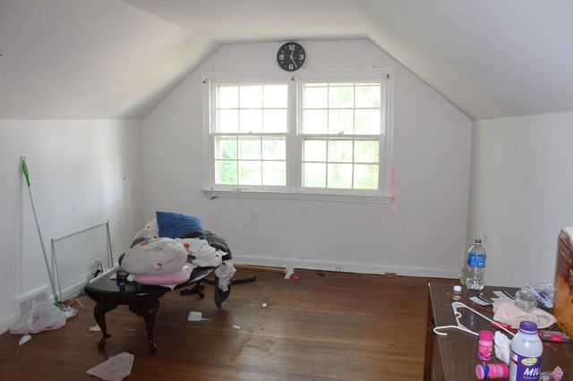 135 E GREENWOOD AVE, Lansdowne, PA 19050
