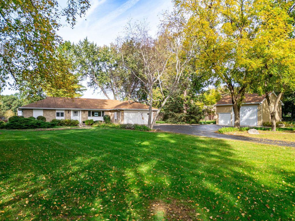 4917 Wayside Drive, Mchenry, IL 60051 — photo 2
