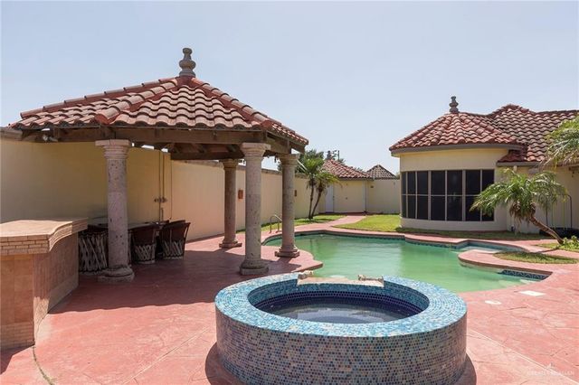 1409 W Calle Espana, Pharr, TX 78577