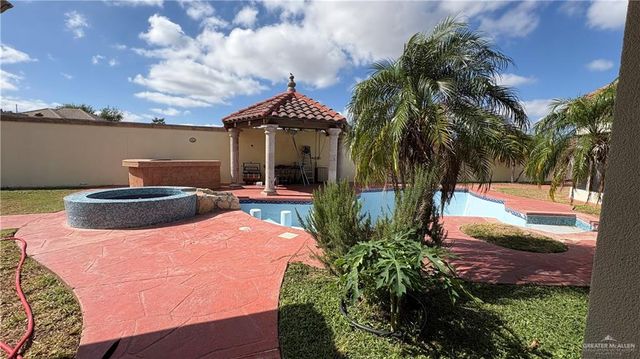 1409 W Calle Espana, Pharr, TX 78577