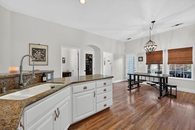 219 Persifer St, Folsom, CA 95630