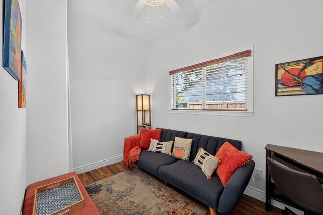 219 Persifer St, Folsom, CA 95630
