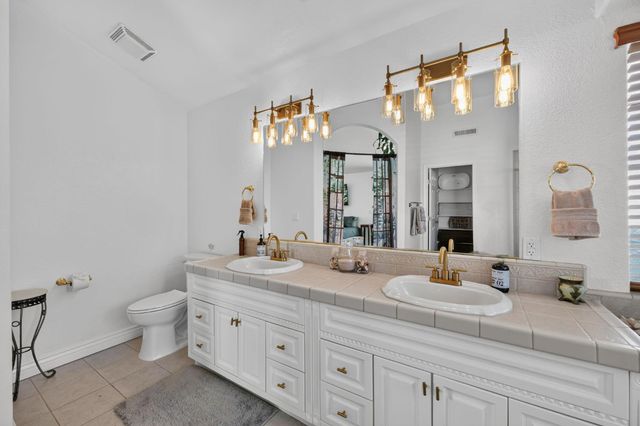 219 Persifer St, Folsom, CA 95630