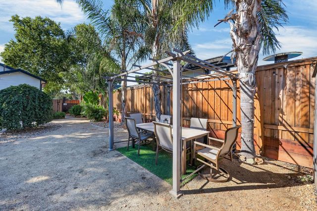219 Persifer St, Folsom, CA 95630