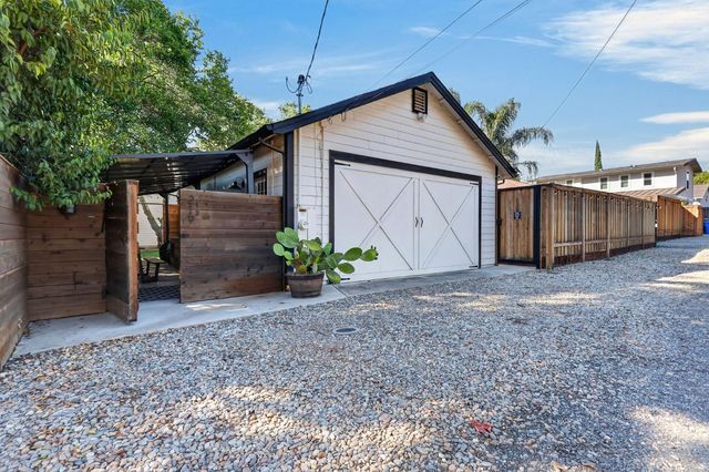 219 Persifer St, Folsom, CA 95630