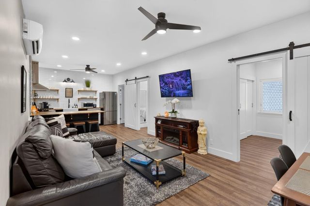 219 Persifer St, Folsom, CA 95630