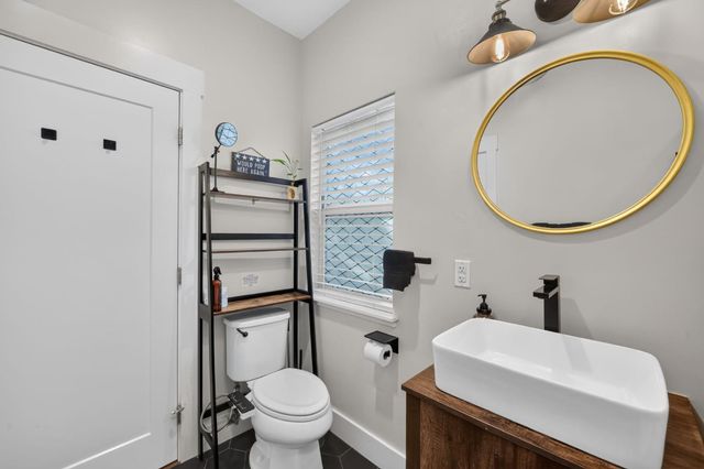 219 Persifer St, Folsom, CA 95630