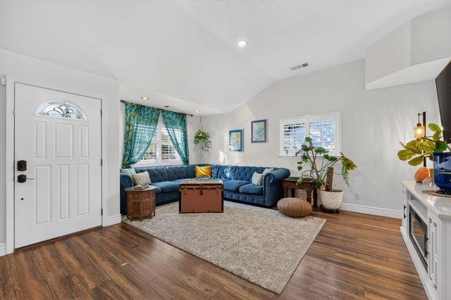 219 Persifer St, Folsom, CA 95630