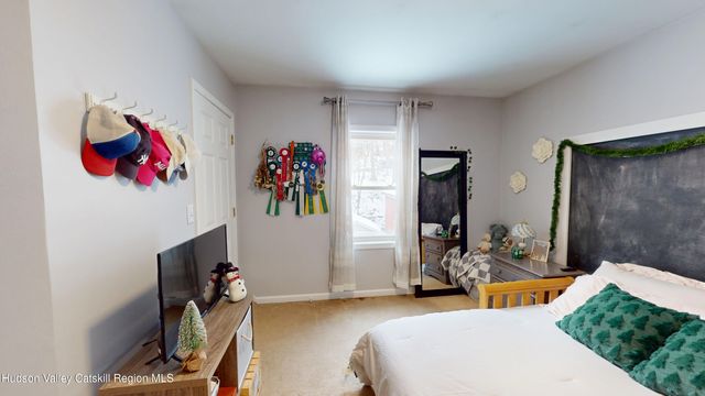 52 Mansion Street, Coxsackie, NY 12051